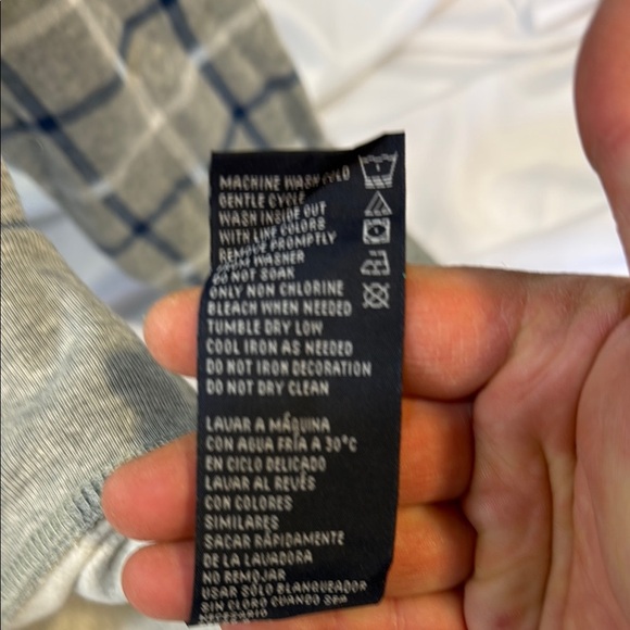 Nautica Men's Gray and Blue Plaid Sweater/ zippered sweatshirt, Size Large - Picture 7 of 10